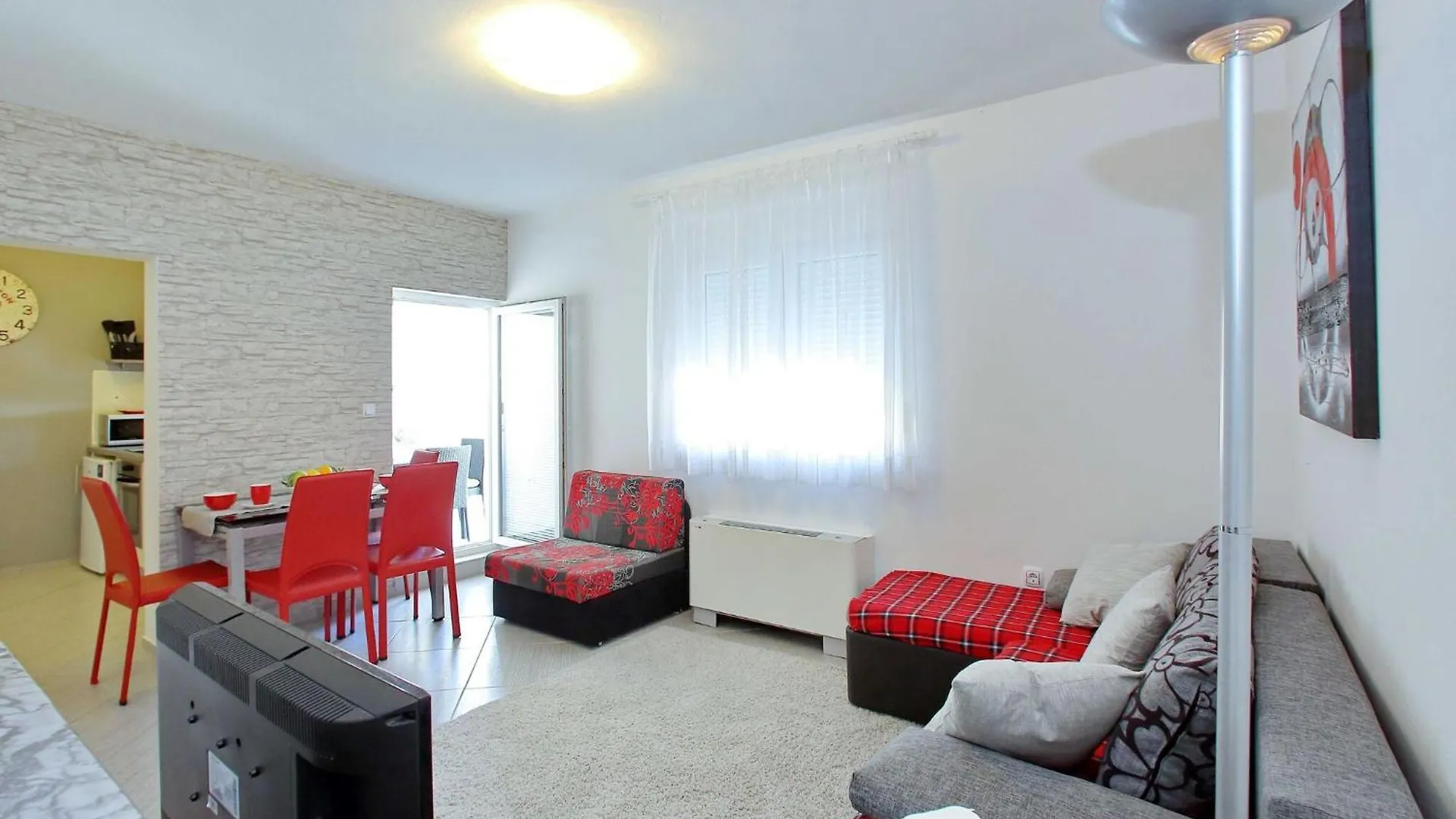 Tranquil Apartment In Bibinje With Garden