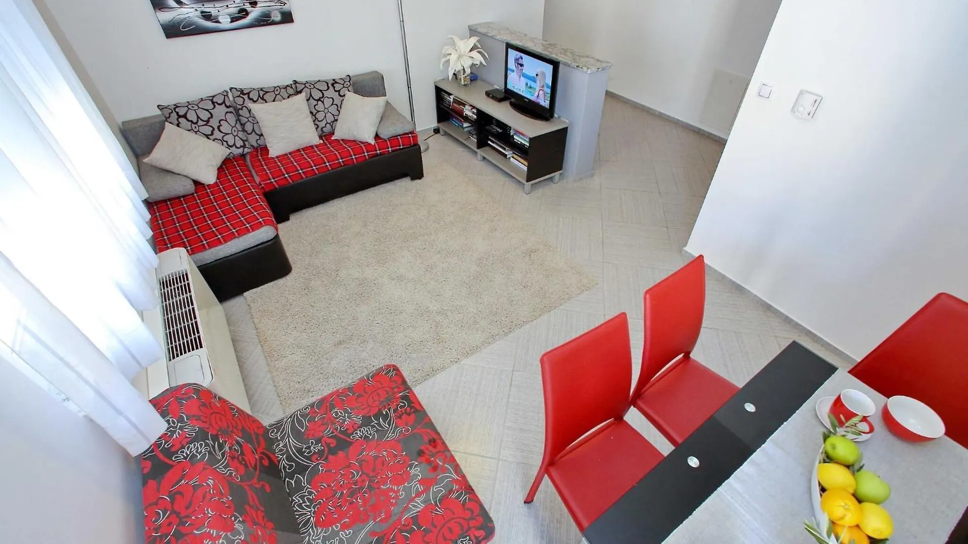 Tranquil Apartment In Bibinje With Garden 0*,
